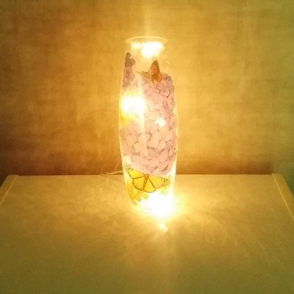 Stony Creek Hydrangea & Butterfly Light - Picture 6 of 11